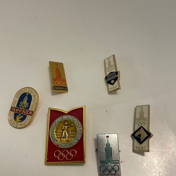 USSR Olympic 1980 Pins, lot of 6 - Picture 1 of 8